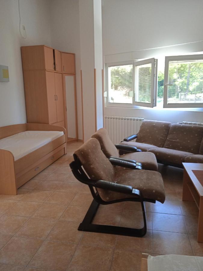 Comfort Apartments บาร์ ภายนอก รูปภาพ