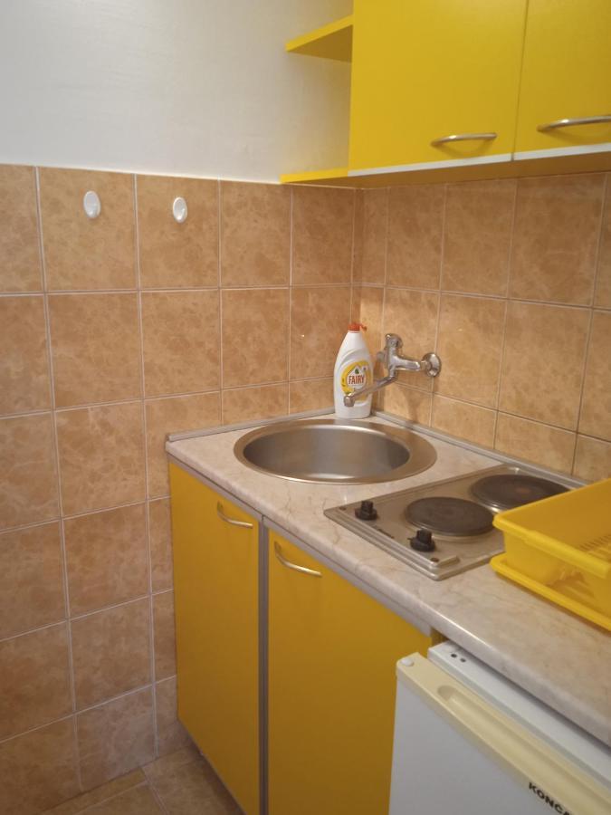 Comfort Apartments บาร์ ภายนอก รูปภาพ