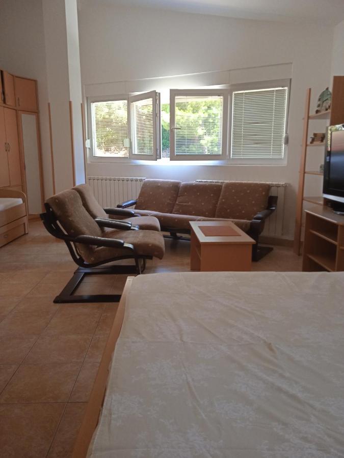 Comfort Apartments บาร์ ภายนอก รูปภาพ