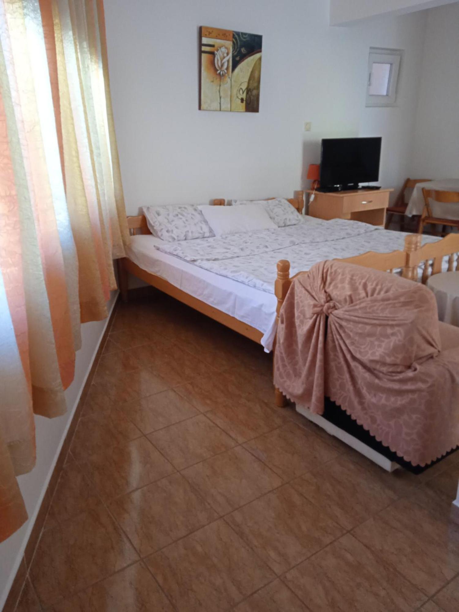Comfort Apartments บาร์ ภายนอก รูปภาพ