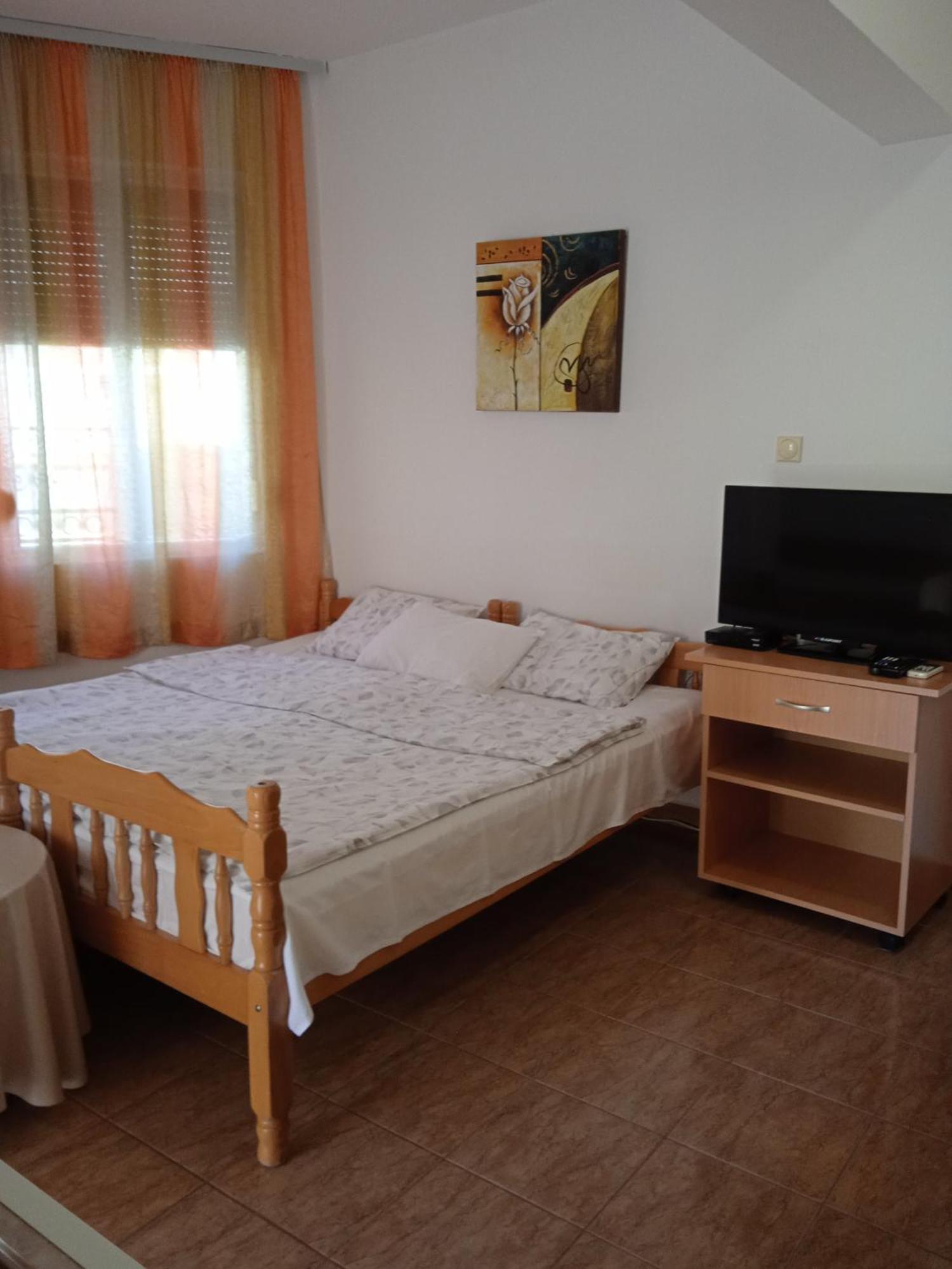 Comfort Apartments บาร์ ภายนอก รูปภาพ