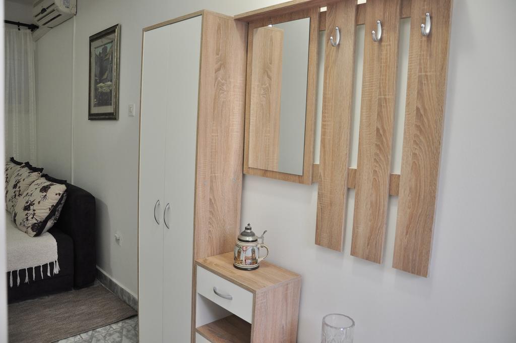 Comfort Apartments บาร์ ภายนอก รูปภาพ