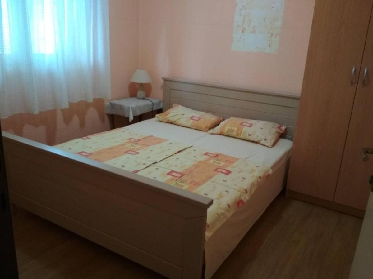 Comfort Apartments บาร์ ภายนอก รูปภาพ